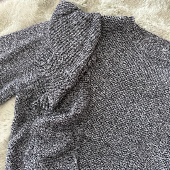Le Lis  Ruffle Detail Cotton Sweater | Grey Knit Puff Sleeve Pullover - Picture 3 of 7